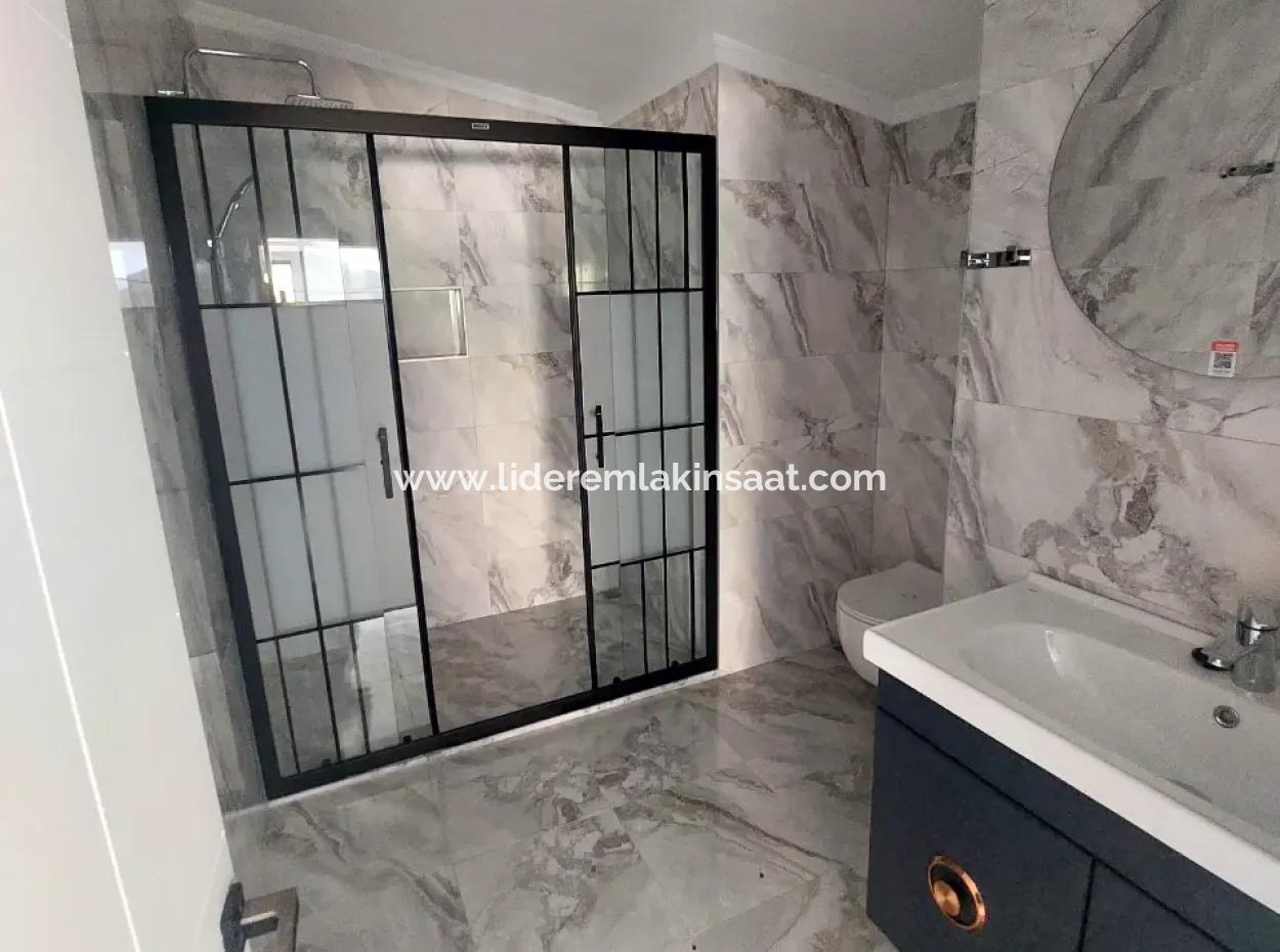 Detached House On A 3000 M² Plot In Köyceğiz Yangi Neighborhood