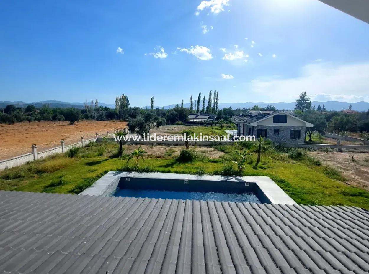 Detached House On A 3000 M² Plot In Köyceğiz Yangi Neighborhood