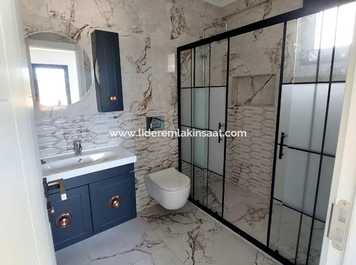 Detached House On A 3000 M² Plot In Köyceğiz Yangi Neighborhood