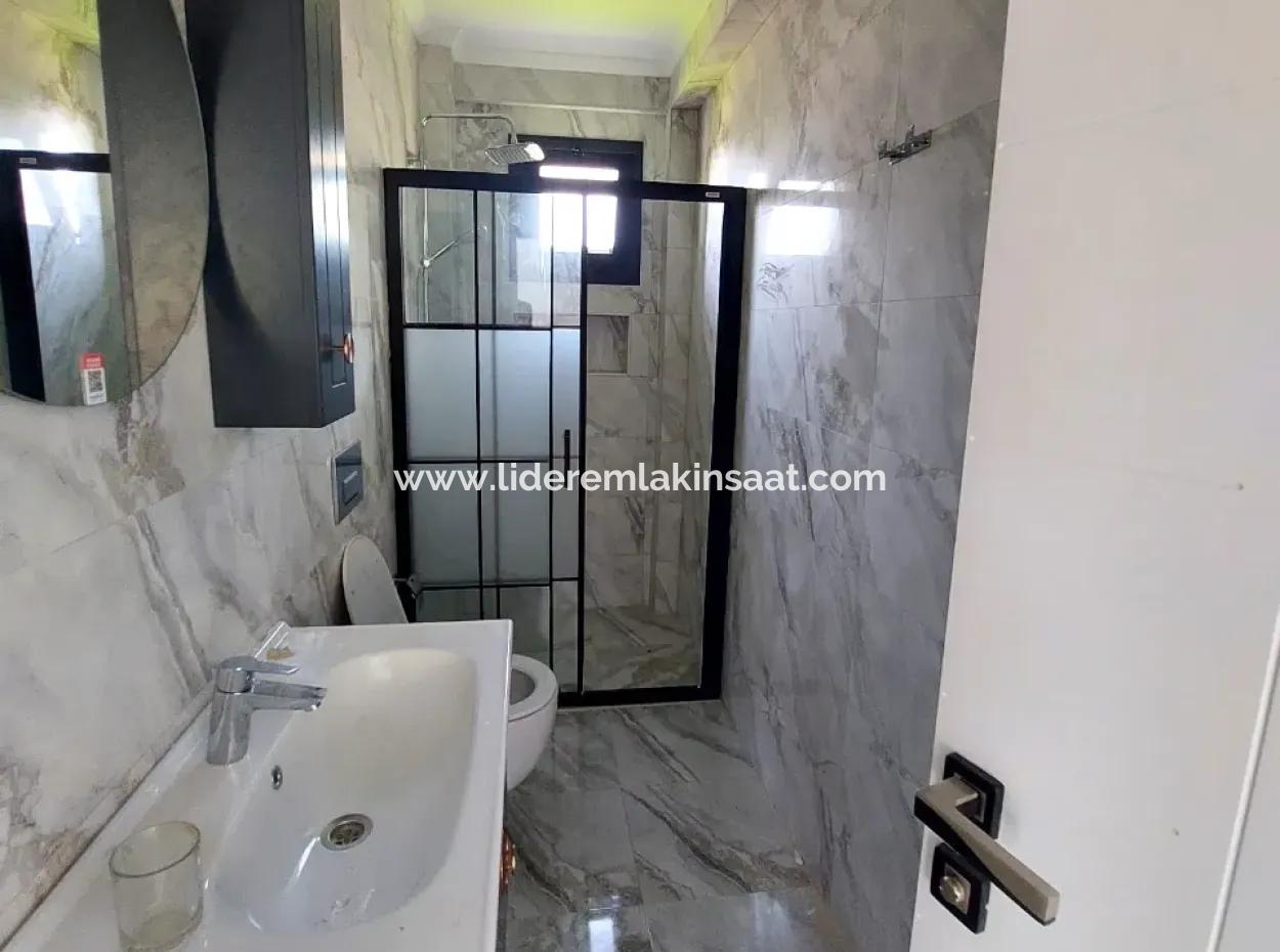 Detached House On A 3000 M² Plot In Köyceğiz Yangi Neighborhood