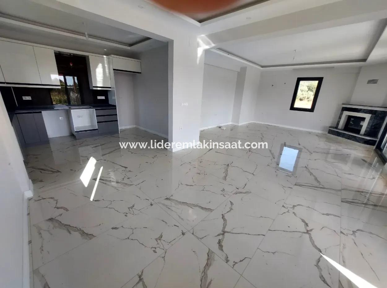 Detached House On A 3000 M² Plot In Köyceğiz Yangi Neighborhood