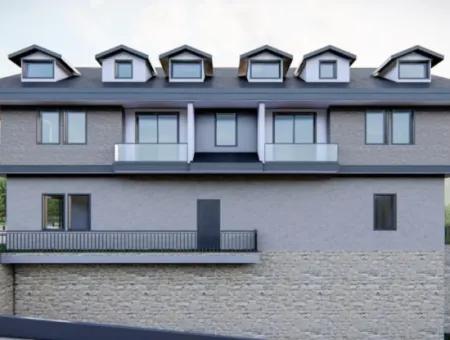 Luxury Apartments With Lake View From The Leading Building