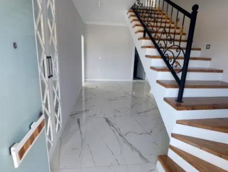 Detached House On A 3000 M² Plot In Köyceğiz Yangi Neighborhood