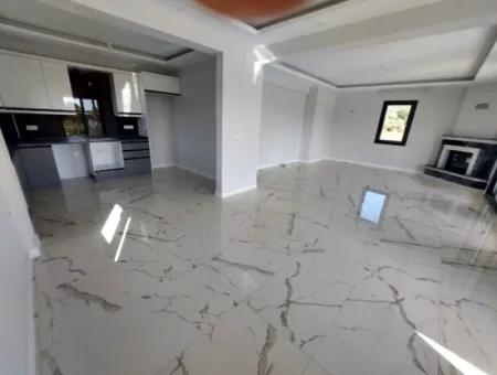 Detached House On A 3000 M² Plot In Köyceğiz Yangi Neighborhood