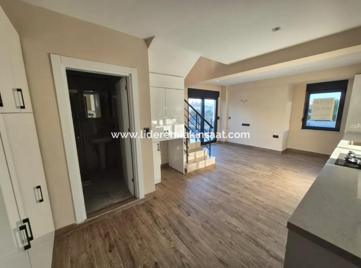 Gelişim Mahallesinde Satılık 2+1 Dublex Daire