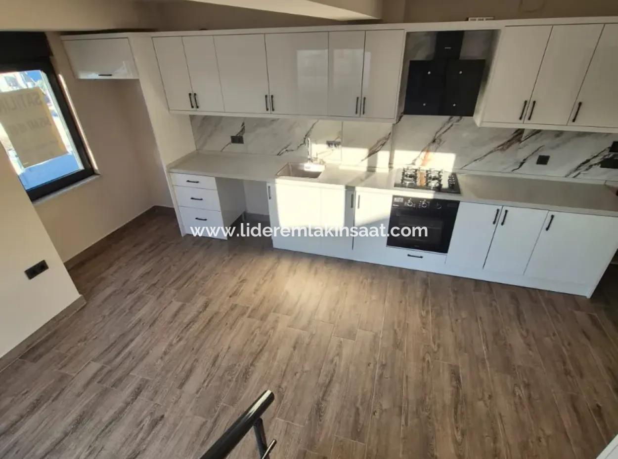 Gelişim Mahallesinde Satılık 2+1 Dublex Daire