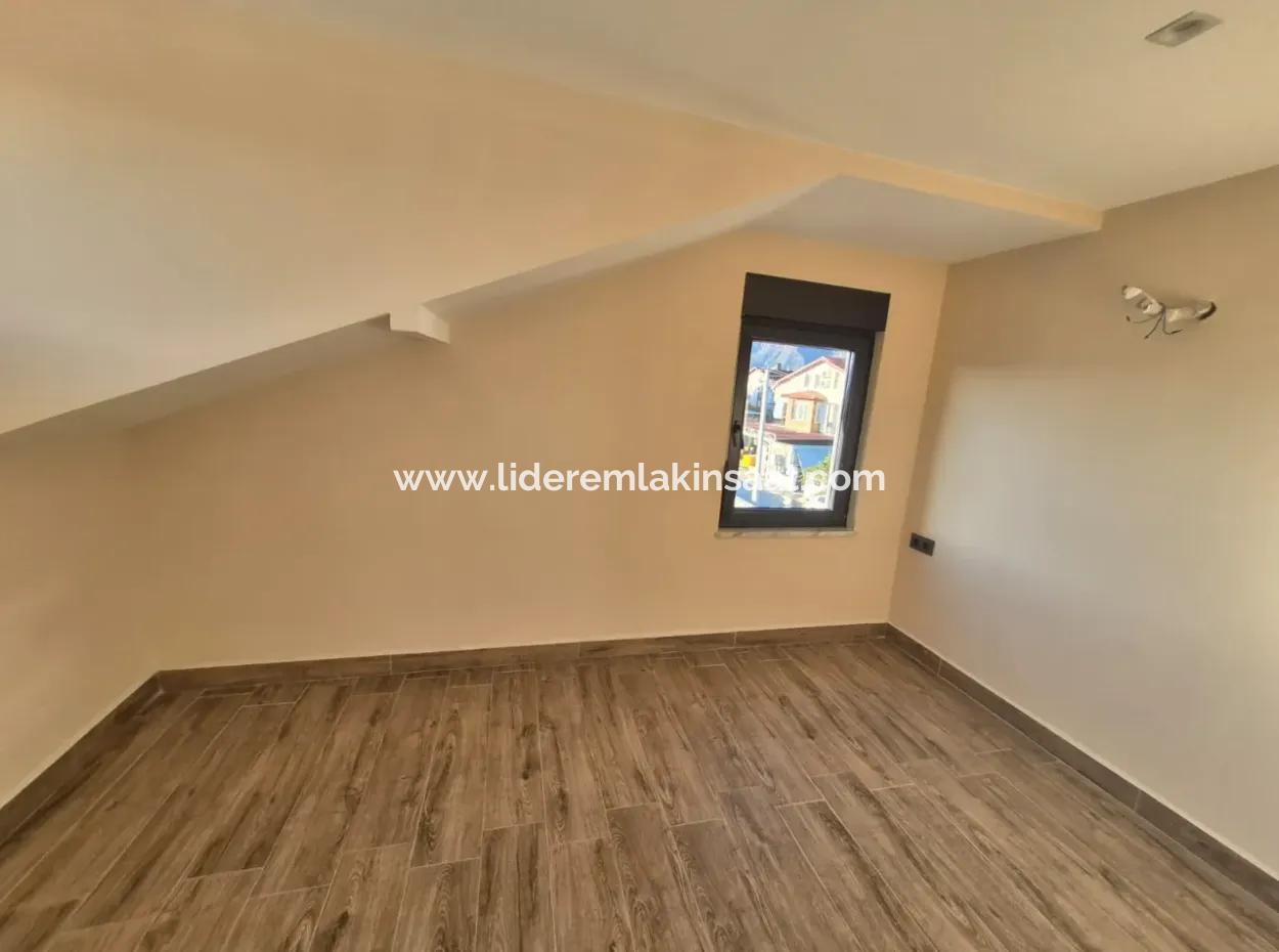 Gelişim Mahallesinde Satılık 2+1 Dublex Daire