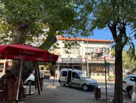 Merkezde Kuyumcular Çarşısı Geniş Vitrinli Projeden Satılık Fırsat İş Yeri