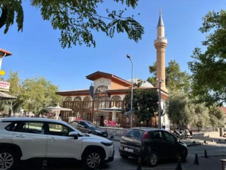 Merkezde Kuyumcular Çarşısı Geniş Vitrinli Projeden Satılık Fırsat İş Yeri