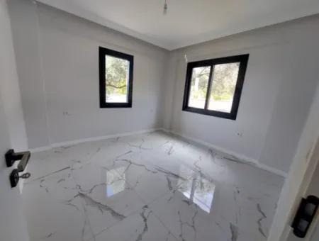 Köyceğiz Yangı Mahallesinde 3000 M² Arsa İçinde Müstakil Ev