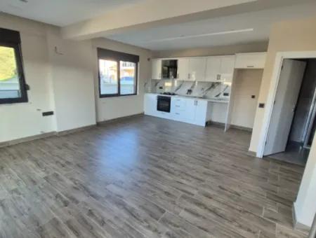 Gelişim Mahallesinde Müstakil Girişli Satılık 2+1 Daire