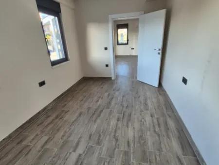 Gelişim Mahallesinde Müstakil Girişli Satılık 2+1 Daire