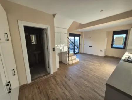 Gelişim Mahallesinde Satılık 2+1 Dublex Daire